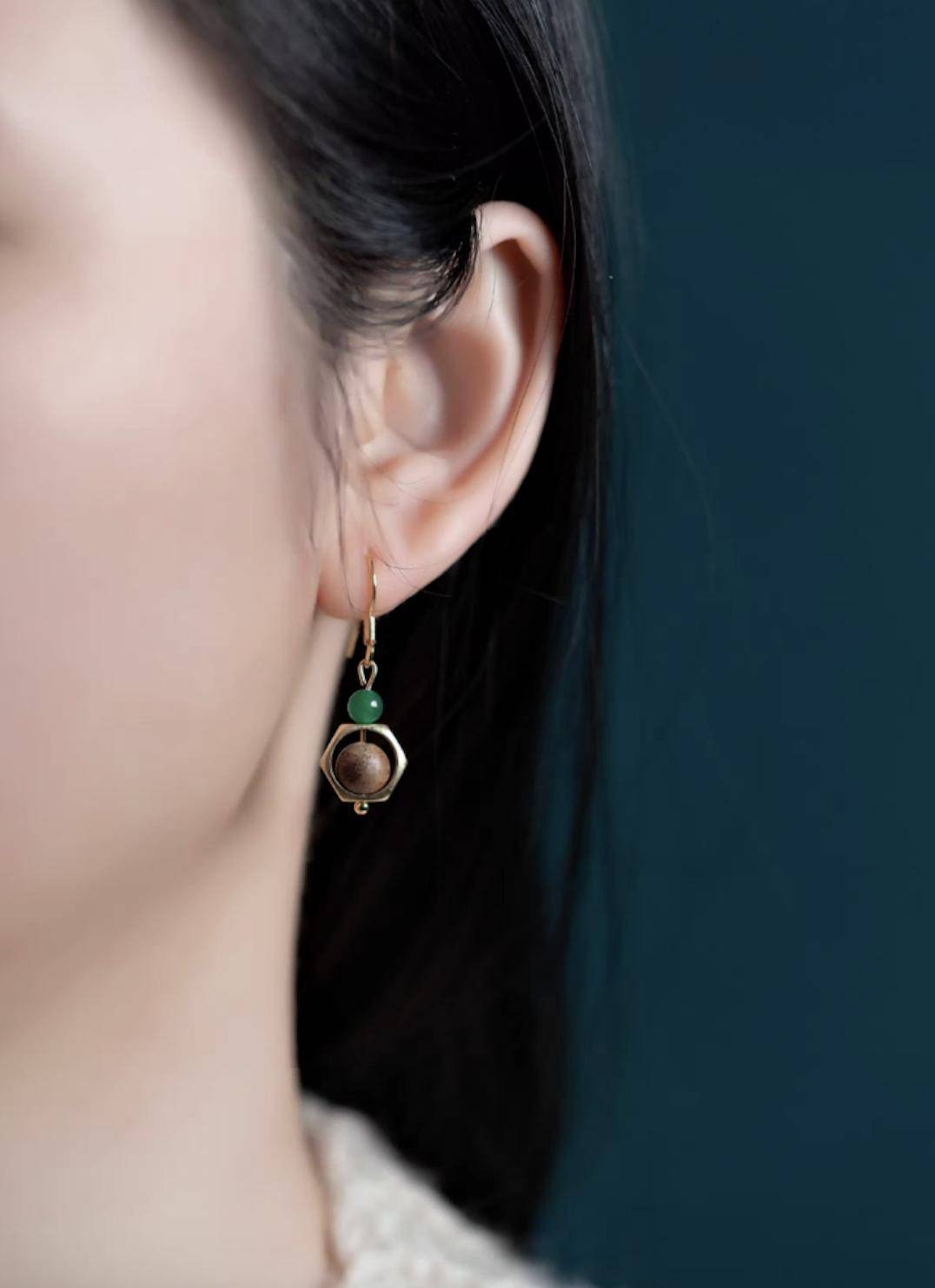 "一两沉香一两金",沉水级老料沉香,且雅且美_加里曼丹_耳坠_越南