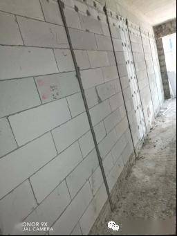 内墙薄抹灰如何施工?标准做法交底!_进行_mm_要求