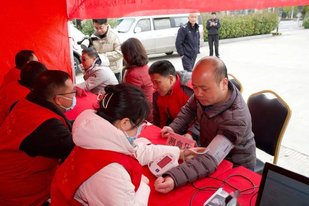 嘉兴公交百灵鸟一周年_服务_公交公司_活动