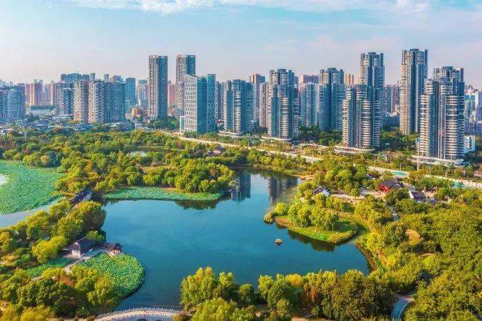 今年武汉市将新建,改建公园110座,武汉市各类公园总量将突破1000座
