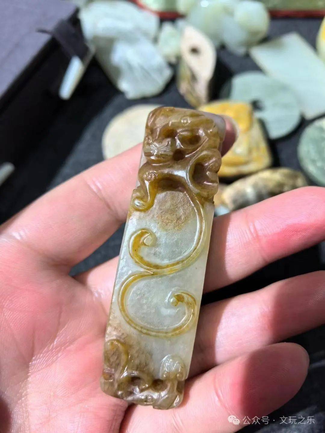 中古时期的玉剑璏,佩戴它是王公贵族们身份和地位的象征_佩剑_装饰品