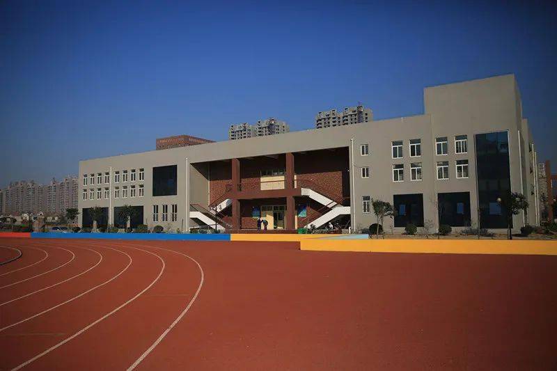 回访母校 |赴新乡市第一中学开展宣讲活动_西农_高中_大学