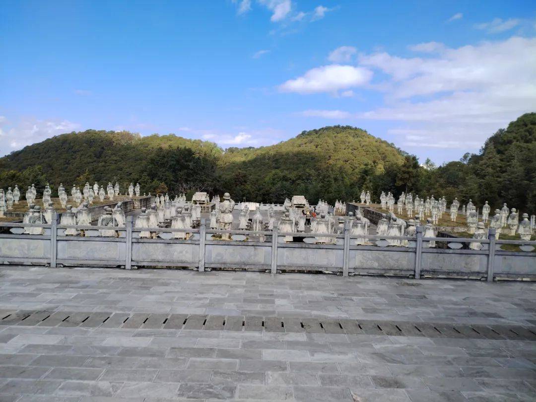 李惠琴 | 松山上的挽歌_中国远征军_战役_雕塑