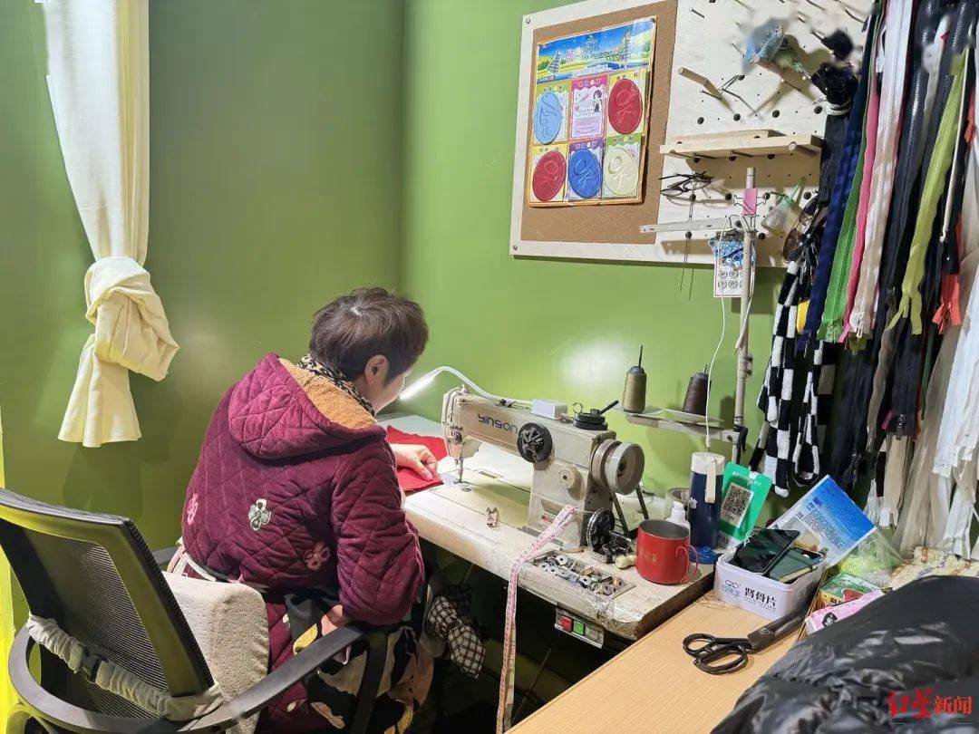 "小修小补"回归社区,成都一刻钟便民生活圈更添烟火气_李姐_衣服_手艺