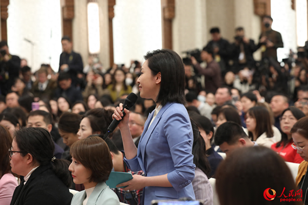 中央广播电视总台记者提问