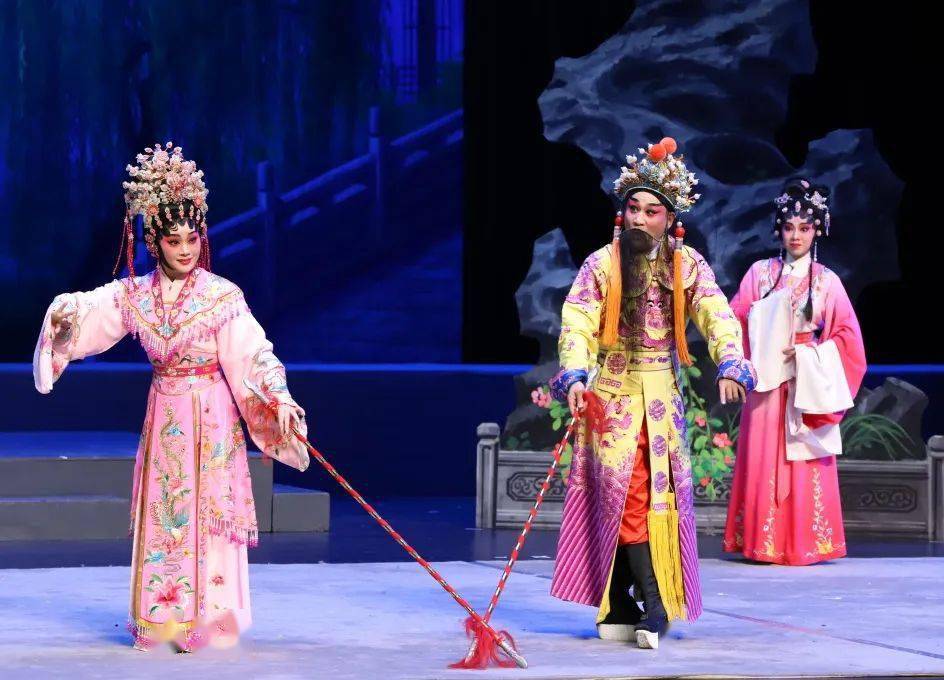 "春班"送戏下基层粤剧唱响千万家——2024深圳粤剧团"粤西行"花絮