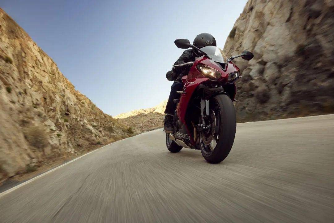 凯旋发布全新 daytona 660 开始一段激动人心的新篇章_搜狐汽车_搜狐