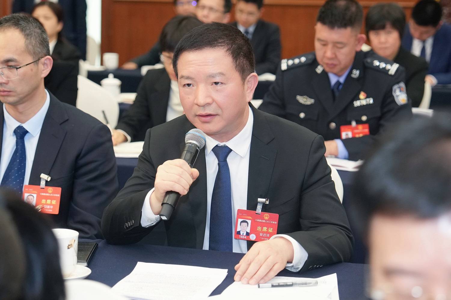 全国人大代表,湛江市市长曾进泽:为打造"海上新广东"作出湛江贡献