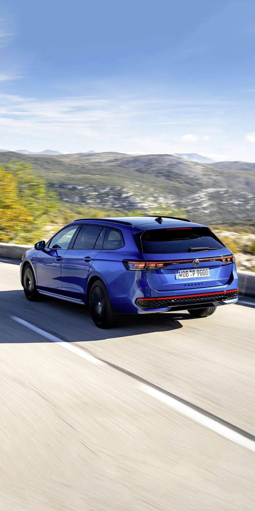 大众推出2024款帕萨特蔚揽,起售价36万!_搜狐汽车_搜狐网