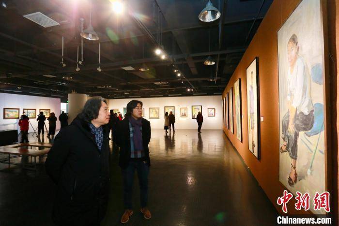 3月7日上午,"大美之艺——孙建平艺术文献展"在天津美术学院美术馆