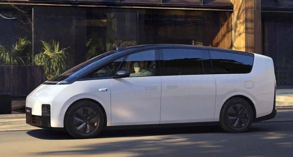 理想全系最新车型亮相2024春季国际车展,快来现场感受