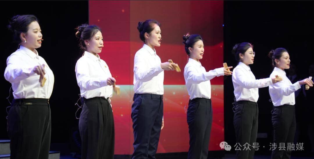 县领导董路明,张海军,付学亮,陈英,万晓方,梁江苏,姚英芳,吴青梅出席