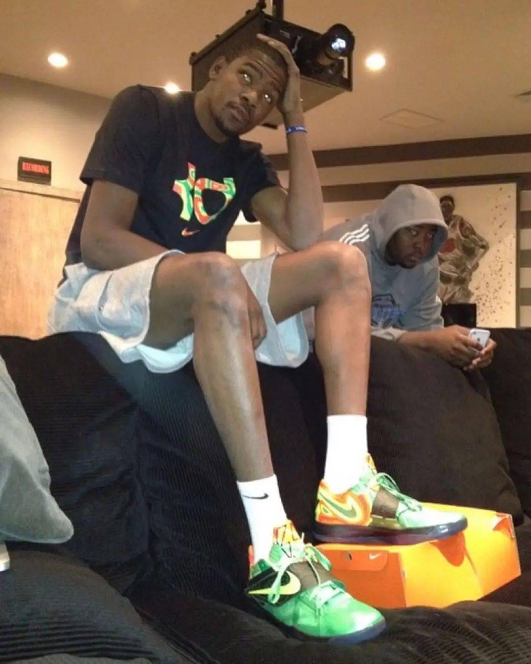 「气象员」kd4 登场日期更新!_球鞋_杜兰特_部分