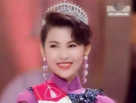 佘诗曼晒年代妆容超美这份港式复古妆攻略请查收