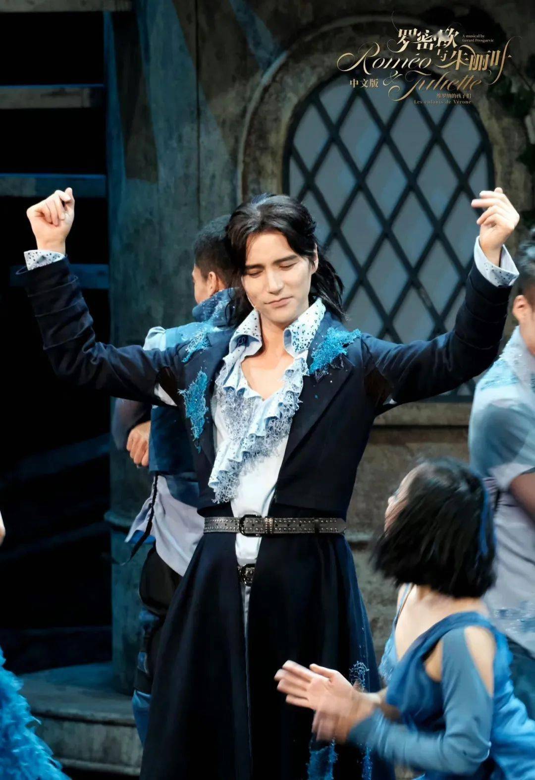 专访阿云嘎丨做音乐剧就像是在白色拼图上创作