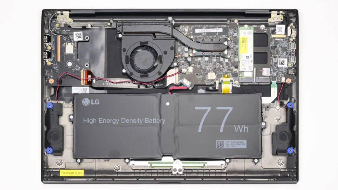 【散热分析】上图是lg gram 17的拆机实拍图,单风扇单热管的组合.