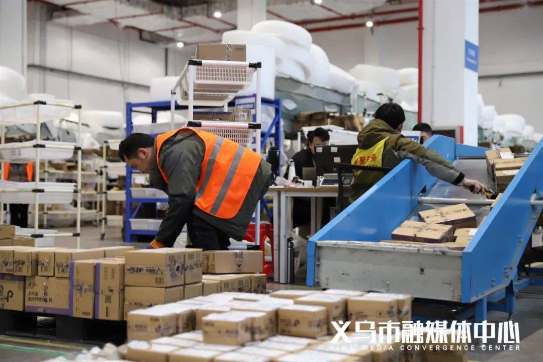 爆了义乌一商户首月拿下超10万美元订单