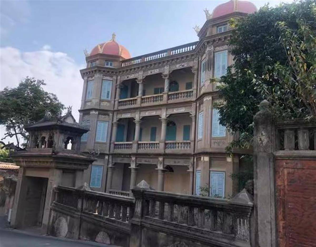 鼓浪屿网红百年别墅流拍超3万人次围观此前岛上也有多栋拍卖最贵2亿起