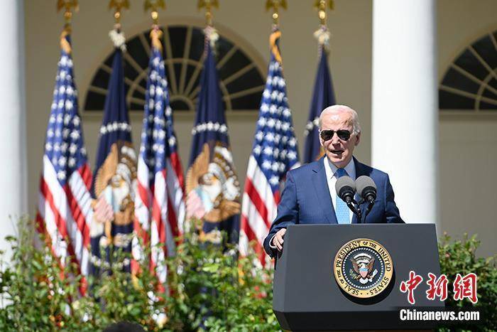 拜登发表国情咨文现场,有人大喊"骗子"!_美国_演讲_问题