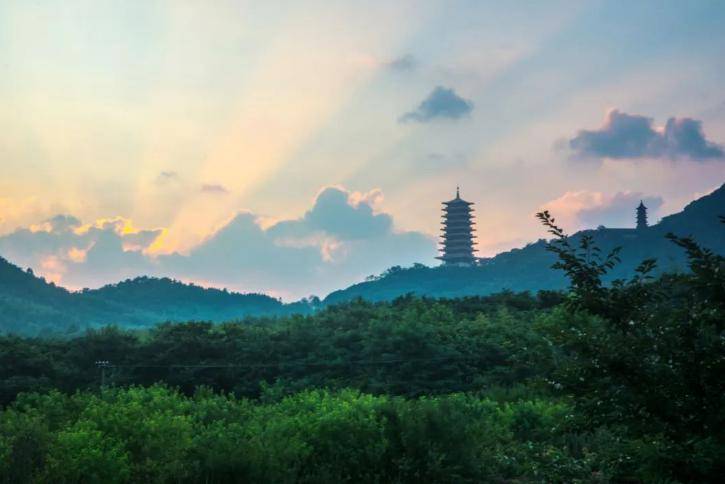 可享受江宁8个景区景点(牛首山文化旅游区,江苏园博园,金陵小城,阳山