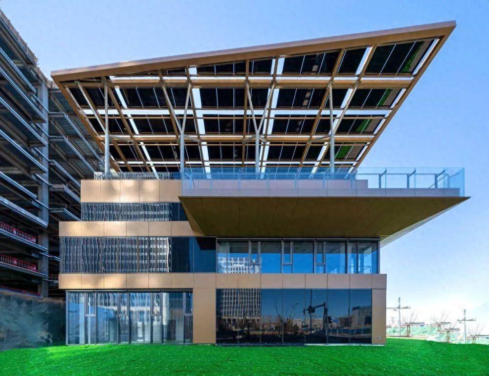 就在石景山首钢园,北京首个负碳示范建筑即将亮相