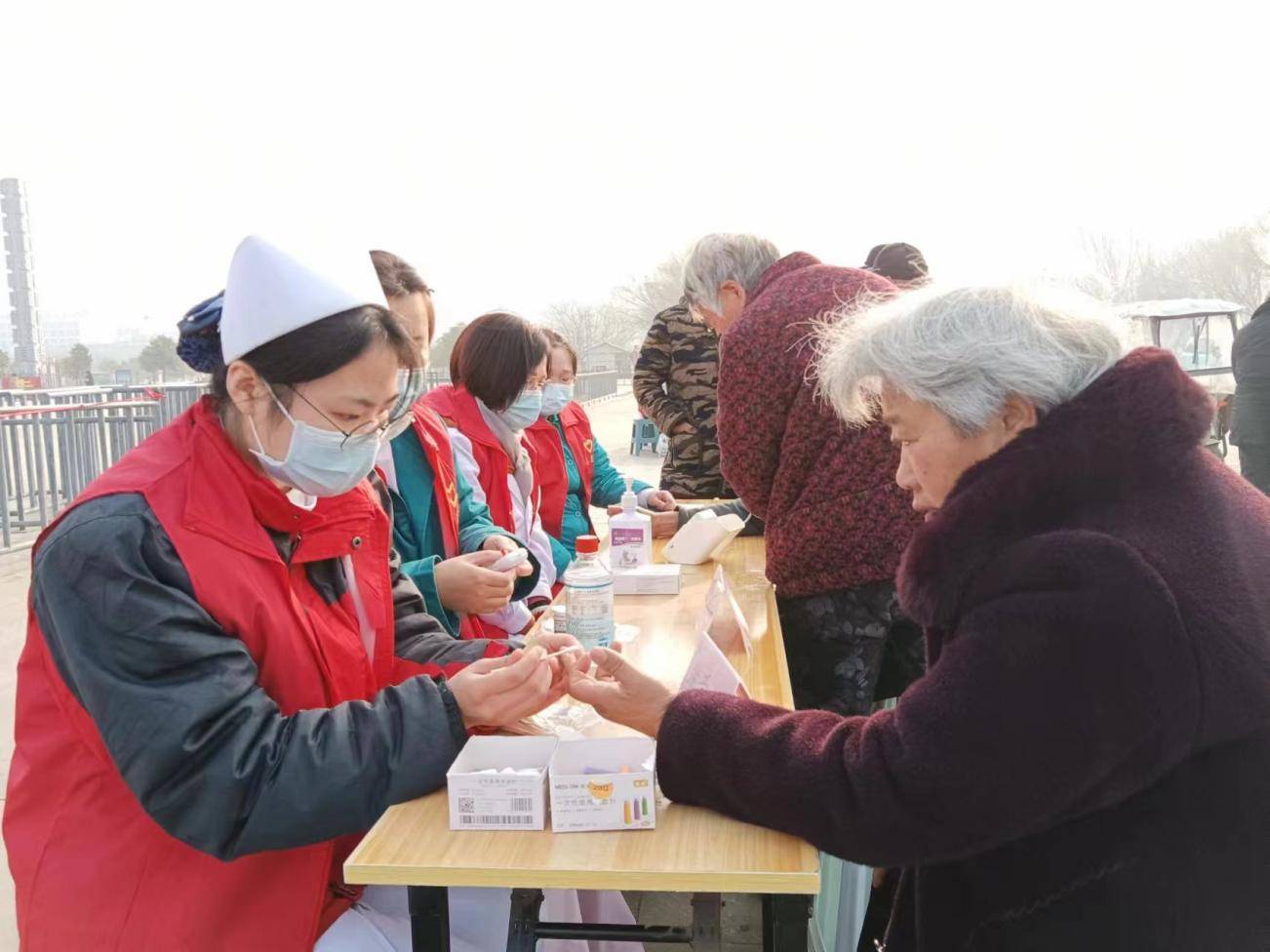各地积极开展“健kaiyun网站康进万家”活动(图2)