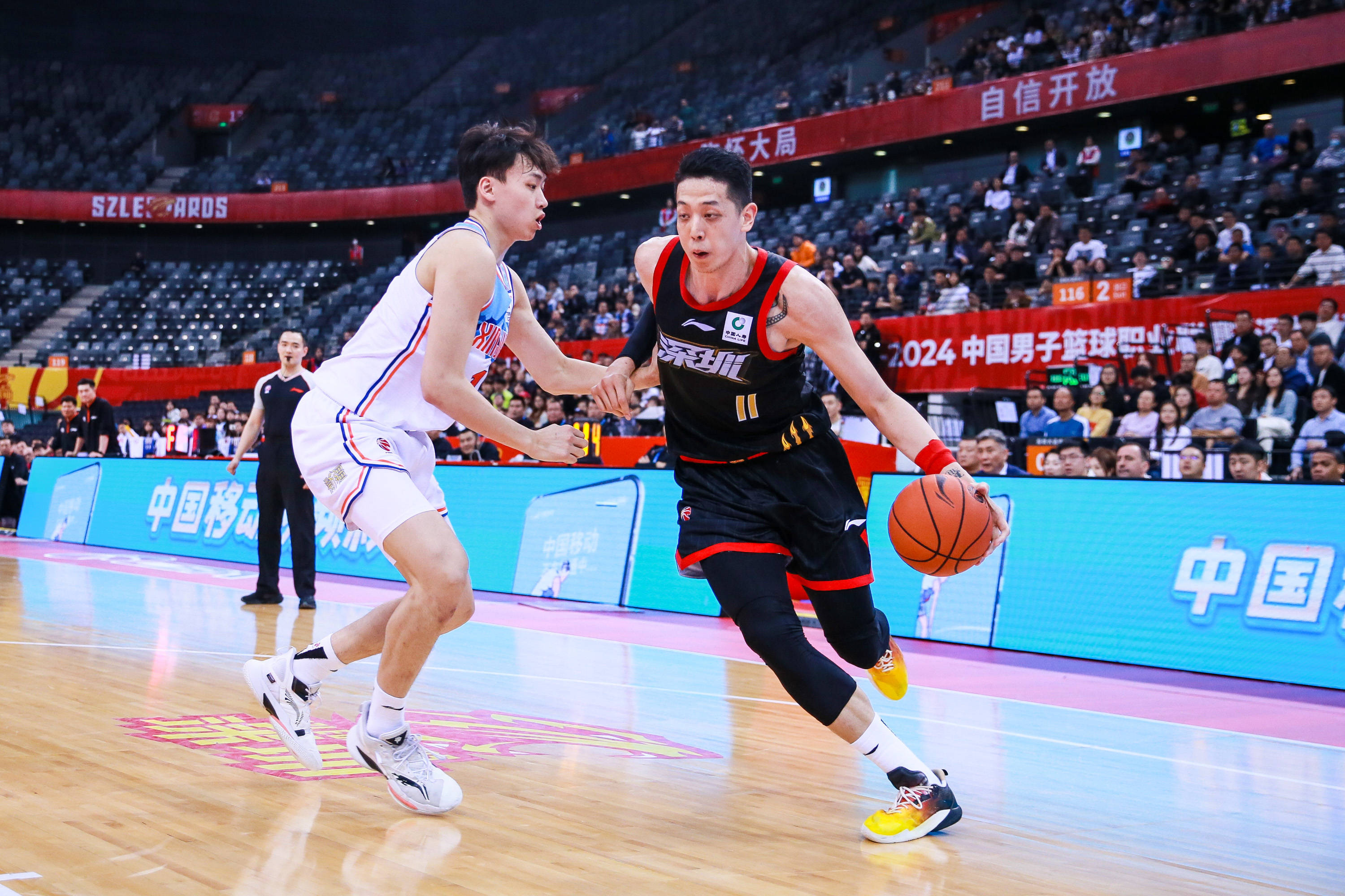 篮球cba常规赛新疆伊力特胜深圳马可波罗