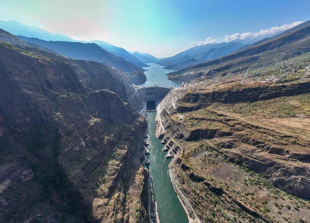 白鹤滩水电站右岸座环图片