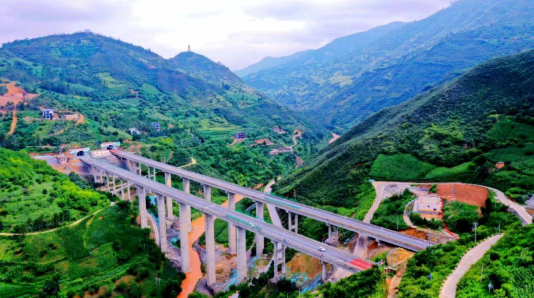 今天12点全线通车近期云南好消息频传