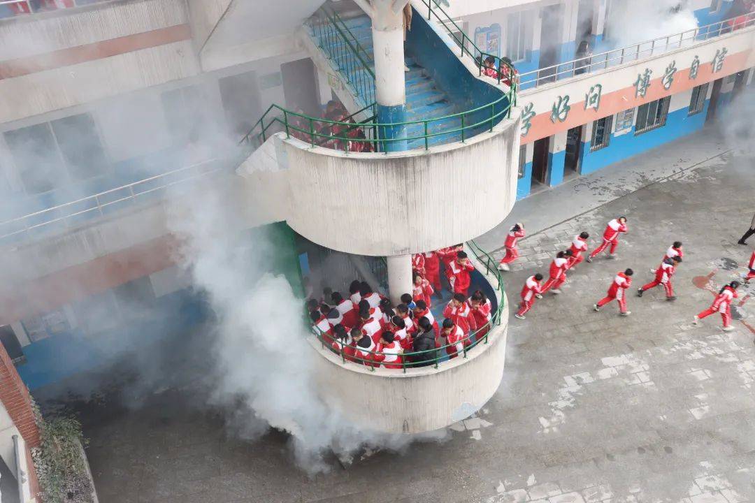 遵义市迎红小学图片