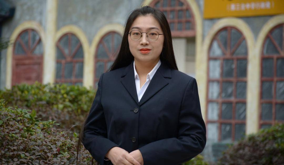 青年多才俊热血意风发三台中学青年教师风采展三