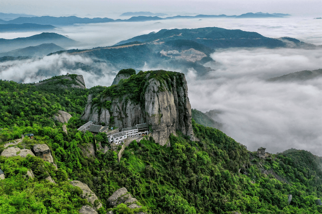 超火的周处除三害主演阮经天祖籍就在神仙小城温岭超级合适周末出游