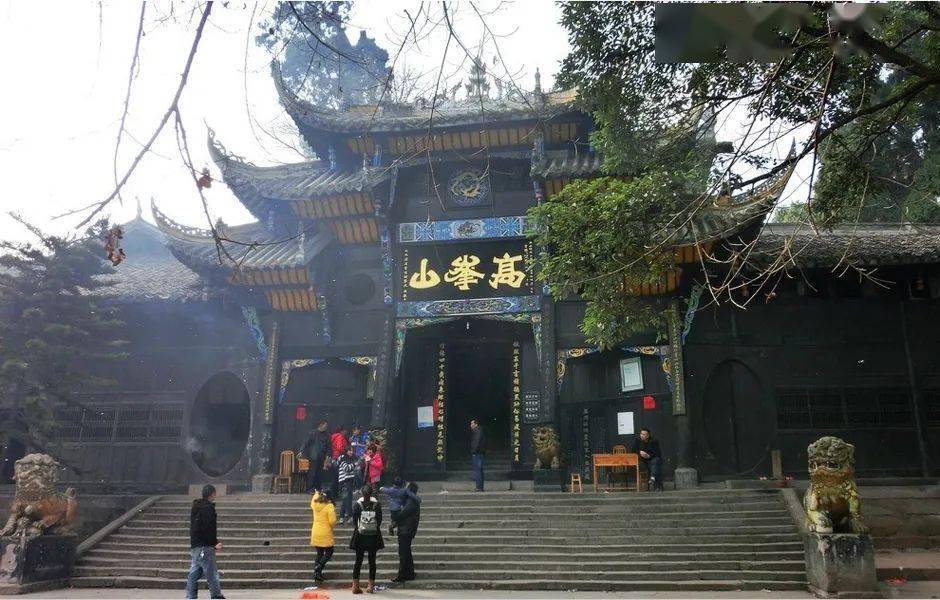 高峰山国家4a级旅游景区,位于遂宁射洪市明星镇境内,属于地质遗迹核心