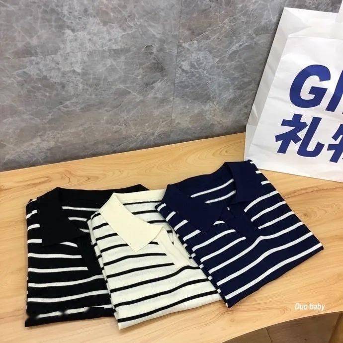 polo衫回潮跟着老友记monica学穿搭复古时髦活力满满今夏不用愁