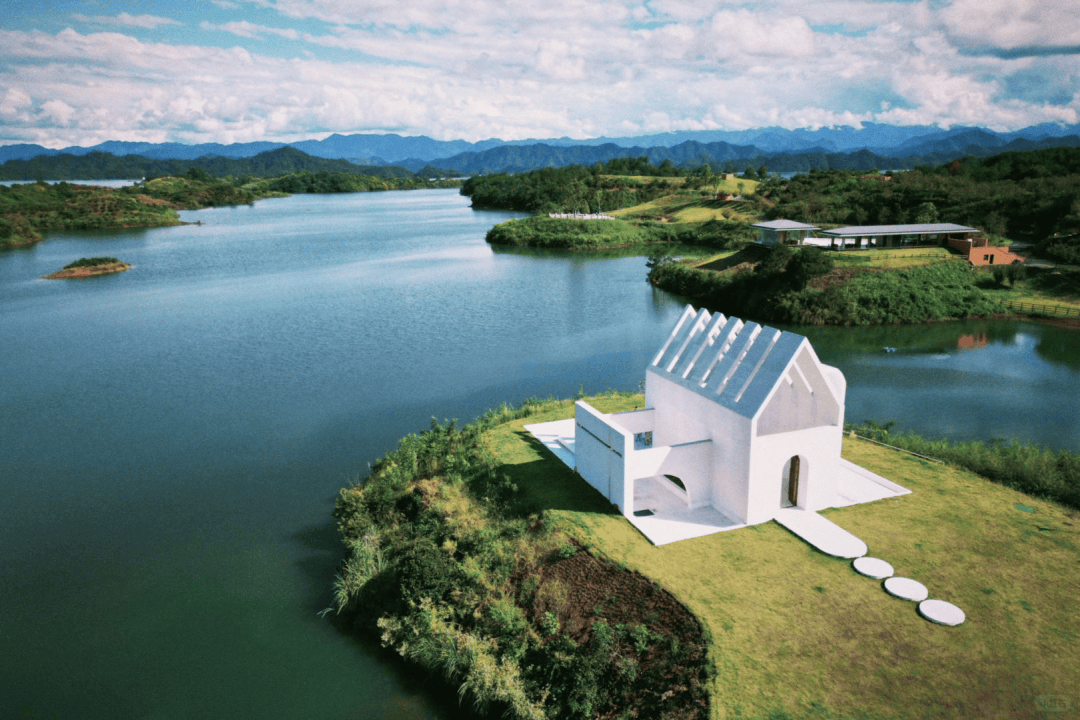 樱花比镰仓更美江浙沪度假圈头牌独占双岛一线湖景拿捏春日度假氛围感