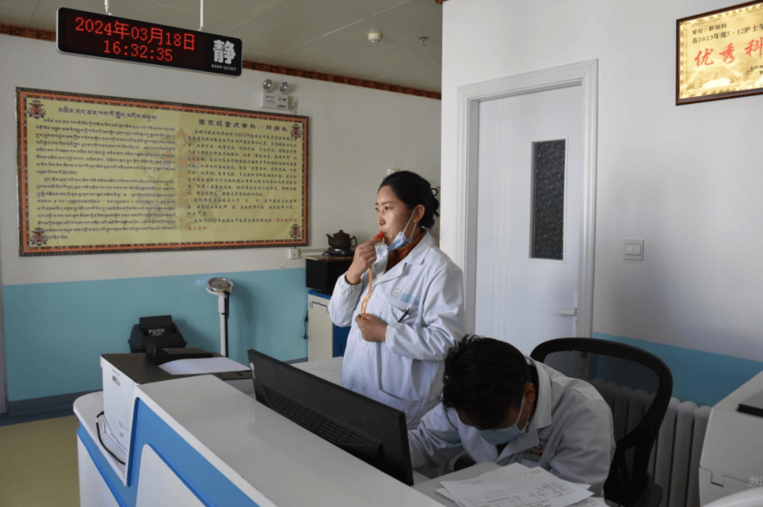 " 共筑安全——玉树州藏医院开展消防应急与疏散演练_工作_进行_人员