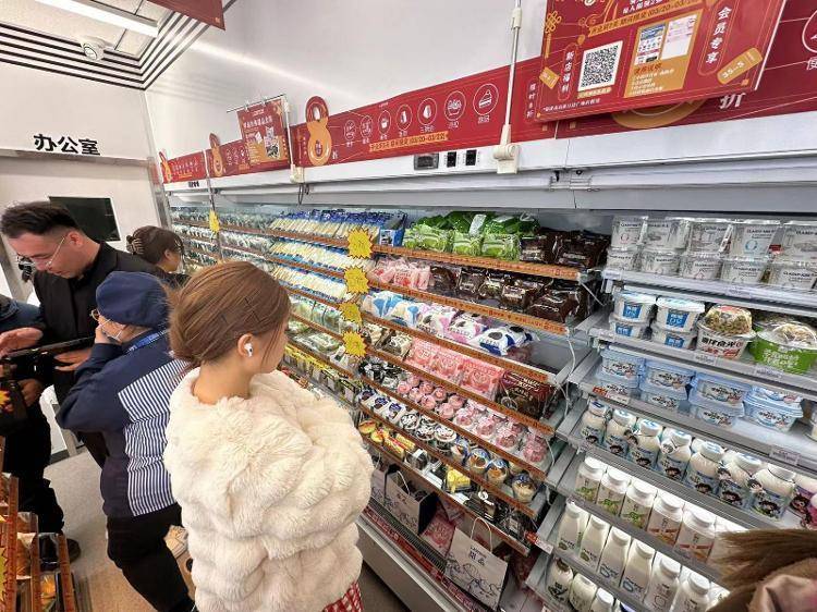 17家店铺齐开!全球第二大连锁零售企业罗森便利店正式落地济南