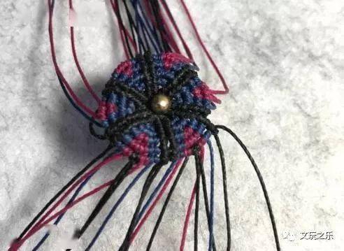 教程如下_黑色_珠子_根线