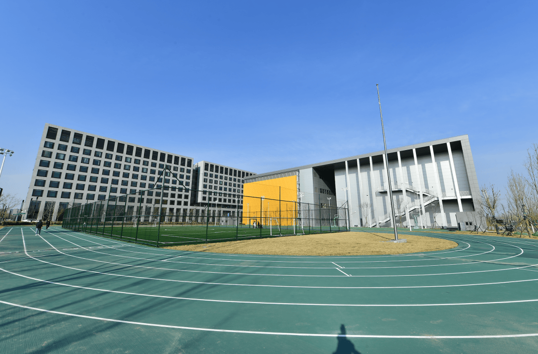 副中心这一全民健身中心正式开放需预约能打球游泳