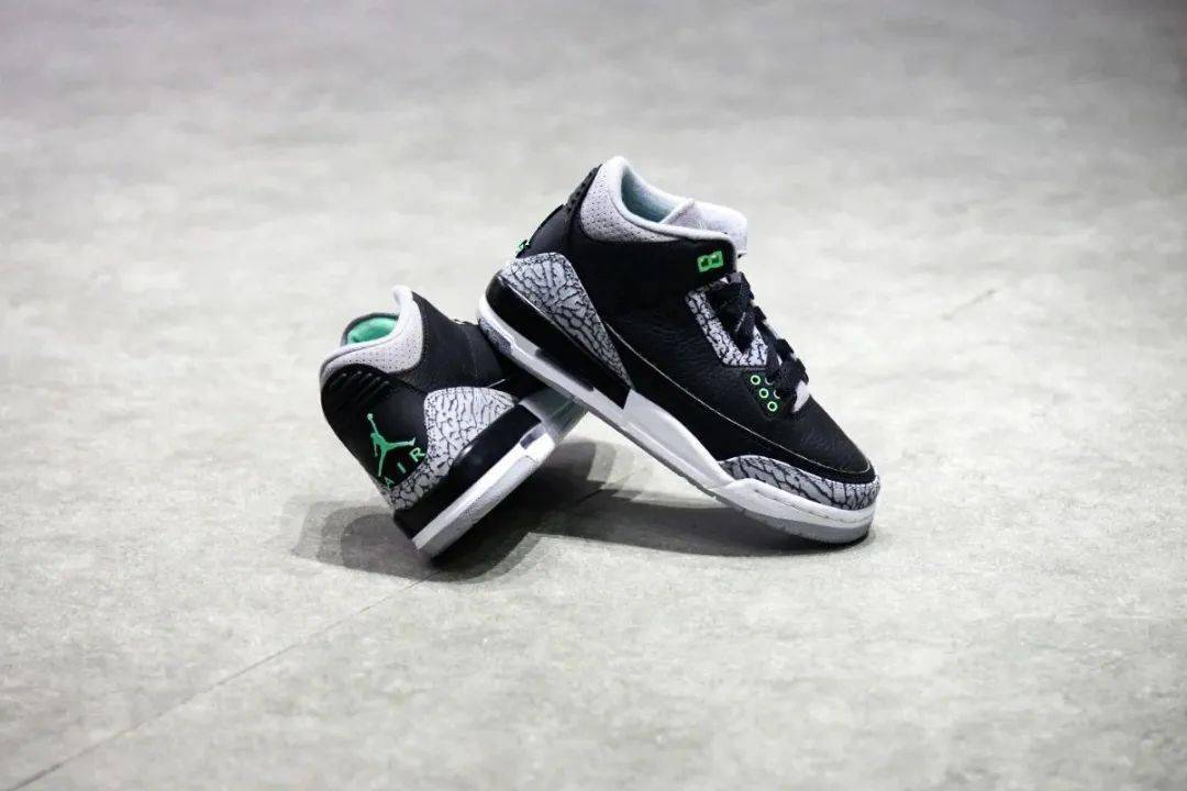 airjordan3retrogsgreenglowsoar限量发售