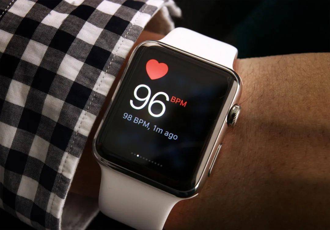 苹果曾试图为 android 手机开发 apple watch3 月 22 日,雷军在微博上