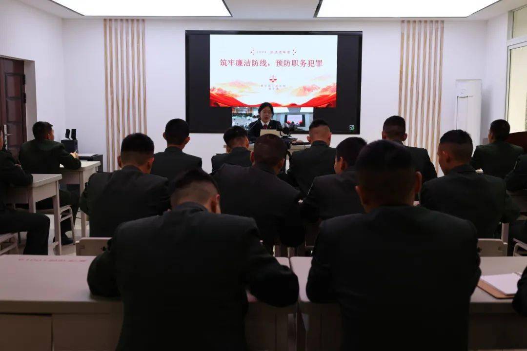 3月21日,将乐法院联合退役军人事务局走进解放军驻将乐县某部队,以