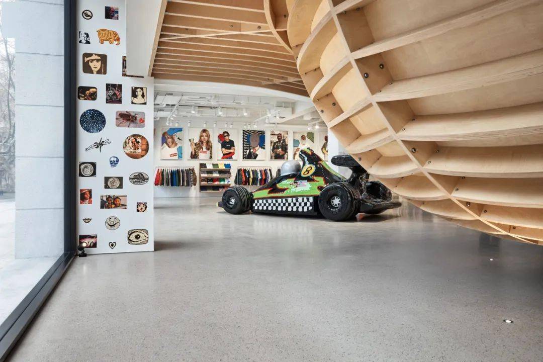 supreme全新上海店开业盛况完整回顾及街拍特辑streetstyle