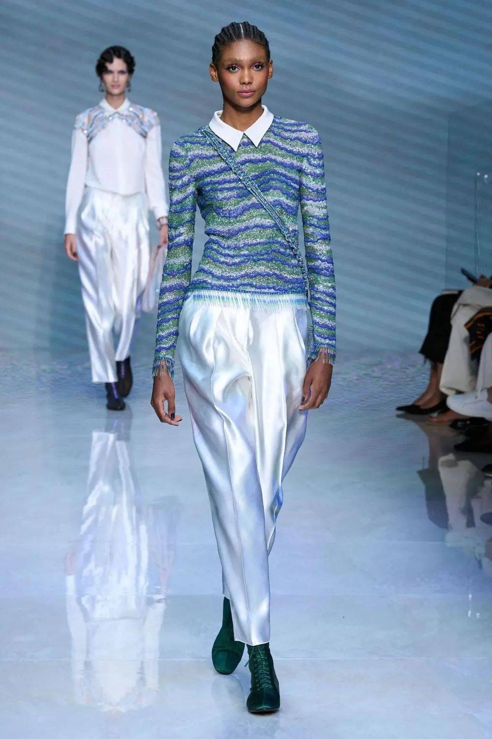 乔治·阿玛尼(giorgio armani)2024春夏系列"海洋之恋"时装秀