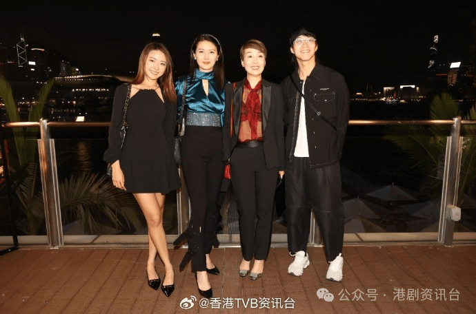 星级兄弟姊妹团曝光!冯盈盈低胸上阵与"旧爱"同场 麦大力撑枴杖现身