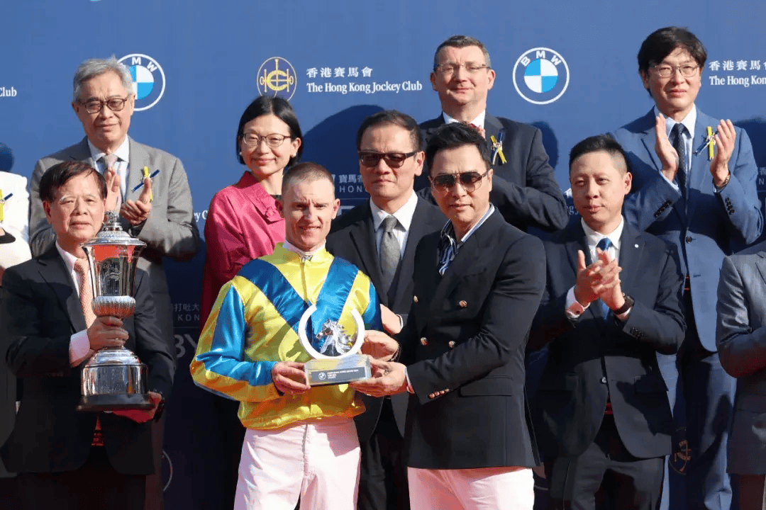 甄子丹见证大至尊问鼎宝马香港打吡大赛