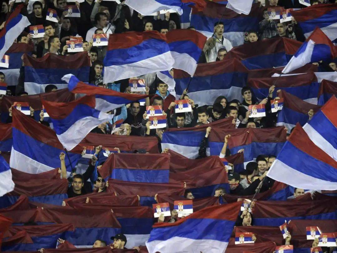 贝尔格莱德,《喀秋莎》响起_比赛_俄罗斯_塞尔维亚