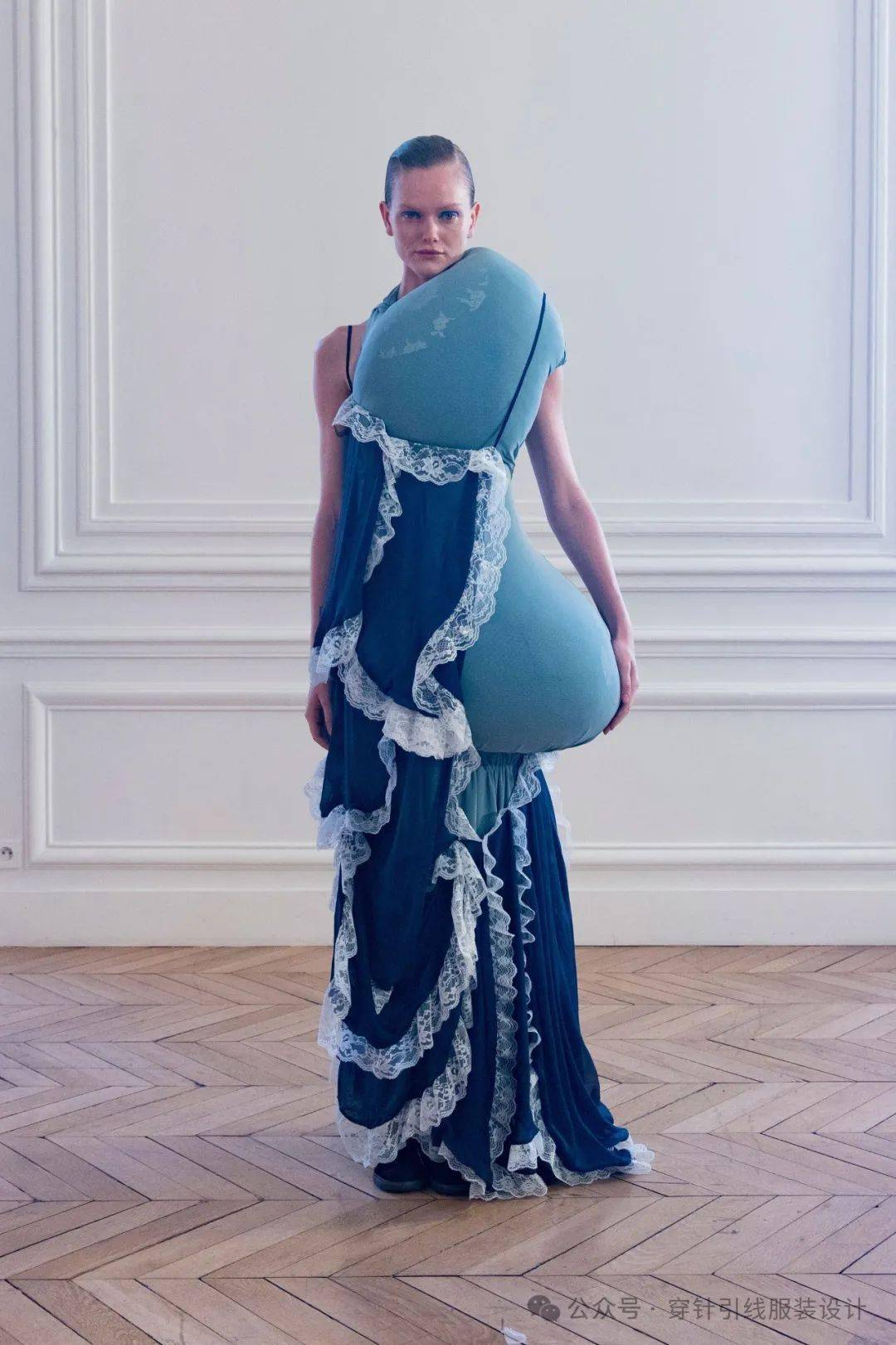 油画床上用品也能穿身上carolineh03用纯粹感性设计打造梦幻般的