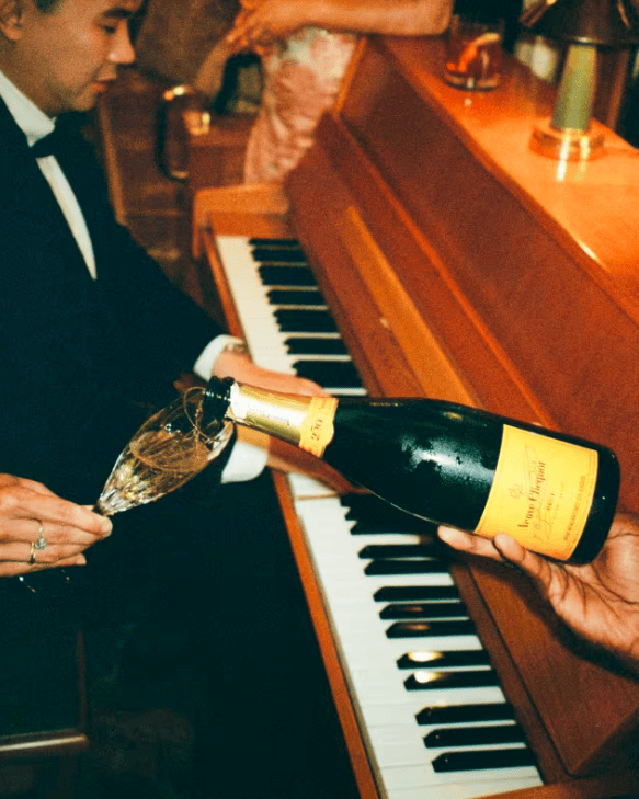 亚洲奢华列车天花板重磅回归沿途全免签25万人还一票难求