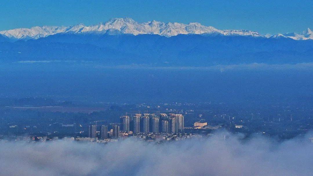 绵阳雪山景区图片